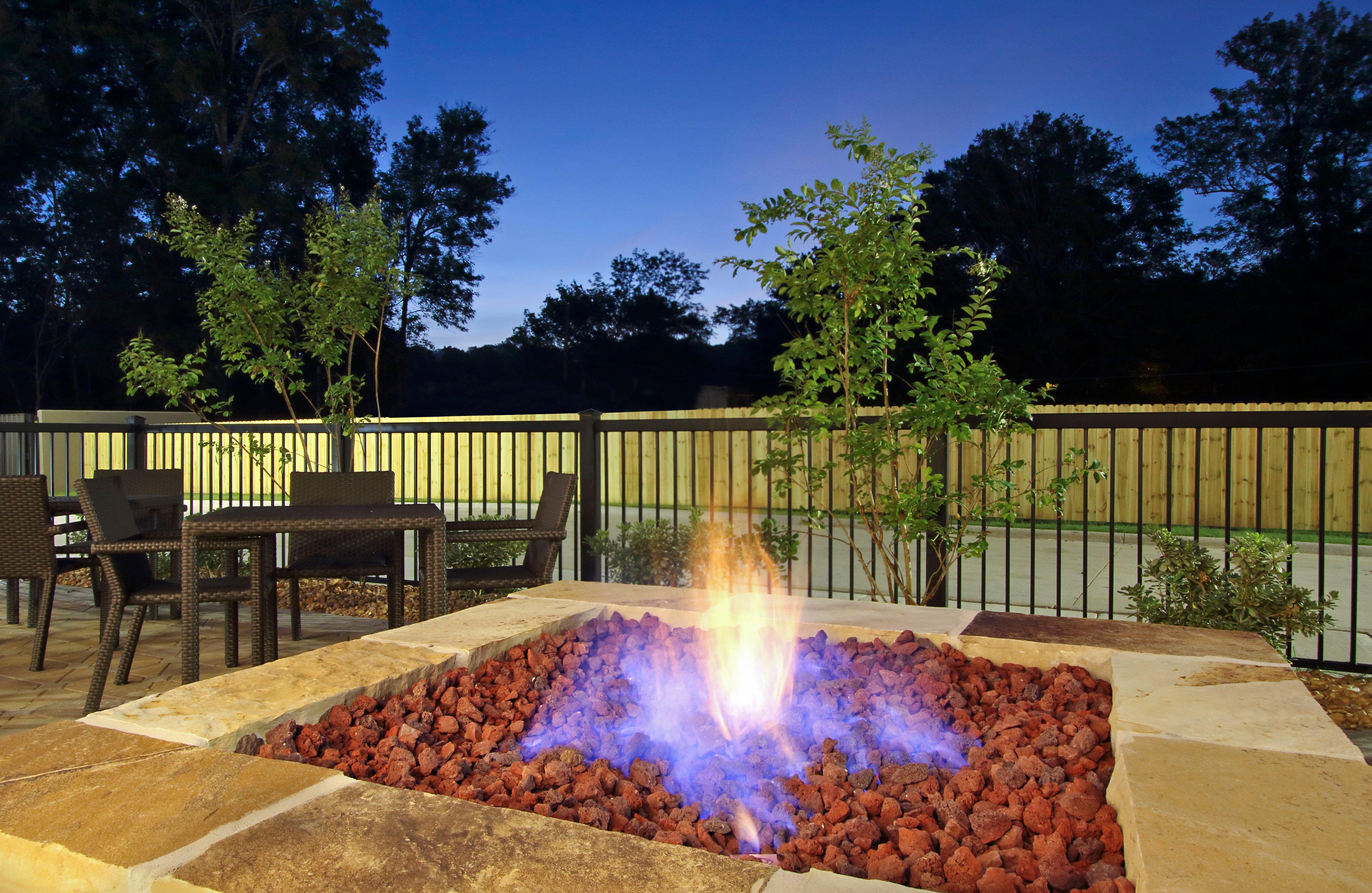 Holiday Inn Express & Suites Columbus North By Ihg Εξωτερικό φωτογραφία